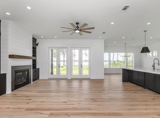 943 Lido Cir W, Niceville, FL 32578
