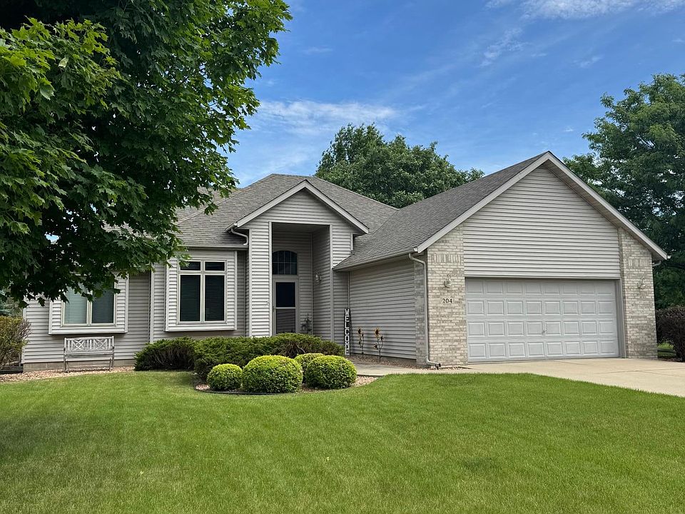 1st image of 204 Allen Ln