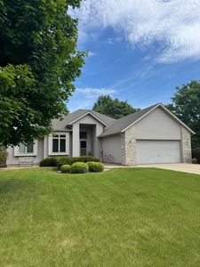 204 Allen Ln, Faribault, MN, 55021