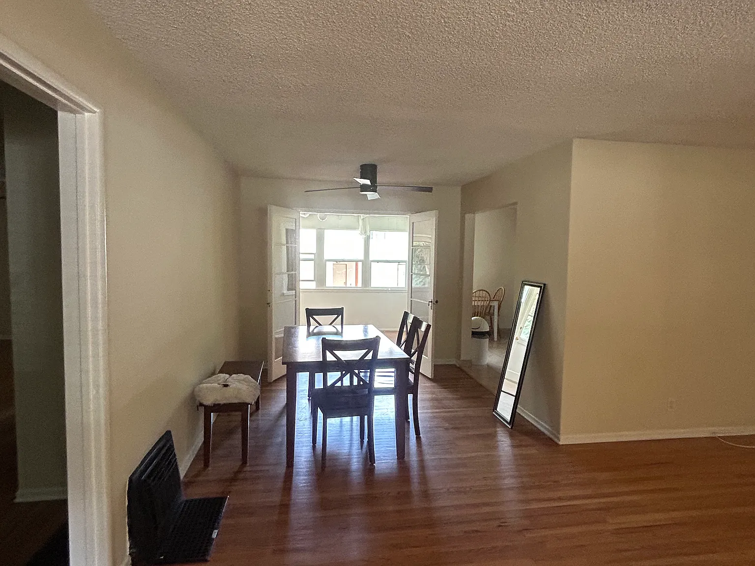2 bed, $3,200 — Photo 3