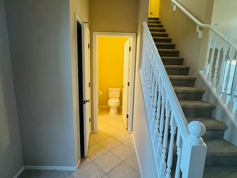 8455 N Placita De La Manzana — Photo 8