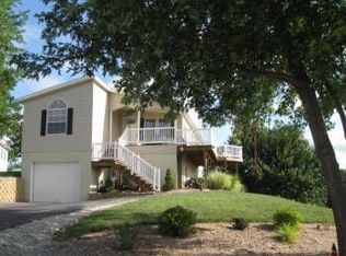 2312 Murray Rd, Plattsmouth, NE 68048