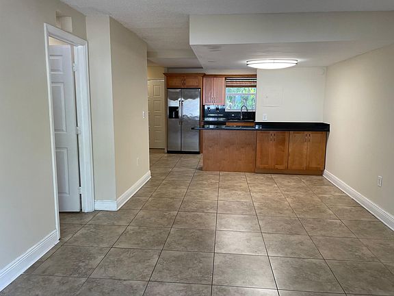 3rd image of 9351 Fontainebleau Blvd APT B204