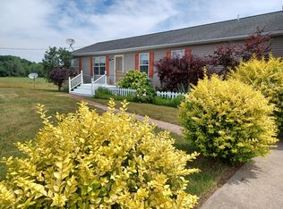 1421 Scurio Ln, Fennville, MI