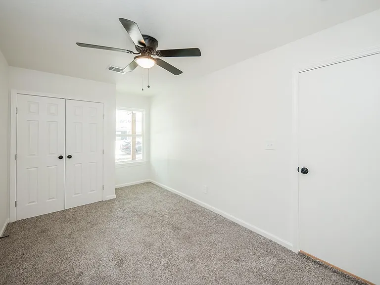 5221 Libbey Ln — Photo 20