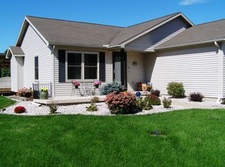 1128 S Eifert Rd, Mason, MI 48854