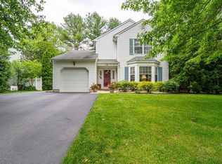 62 Meadow Dr, Shrewsbury, NJ 07702