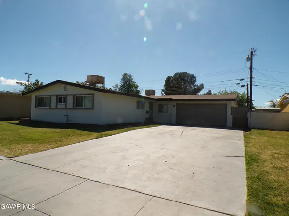 44715 5th St E, Lancaster, CA 93535