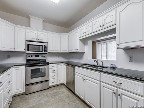 3rd image of 1 TOWERS PARK LN #1917