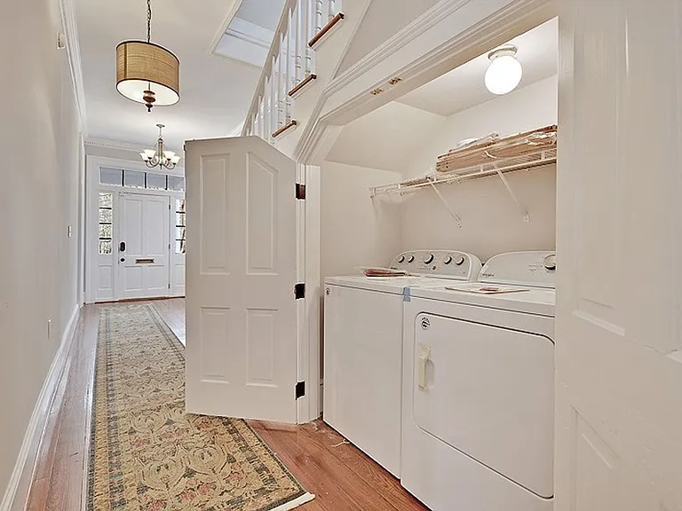 236 Rutledge Ave — Photo 17