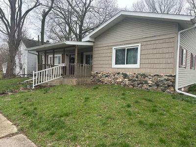 405 S Red Bud Trl, Buchanan, MI, 49107