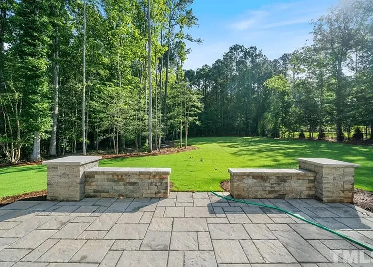 1512 Rock Dove Way — Photo 52