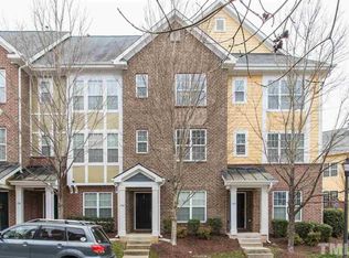 126 Dove Cottage Ln, Cary, NC 27519