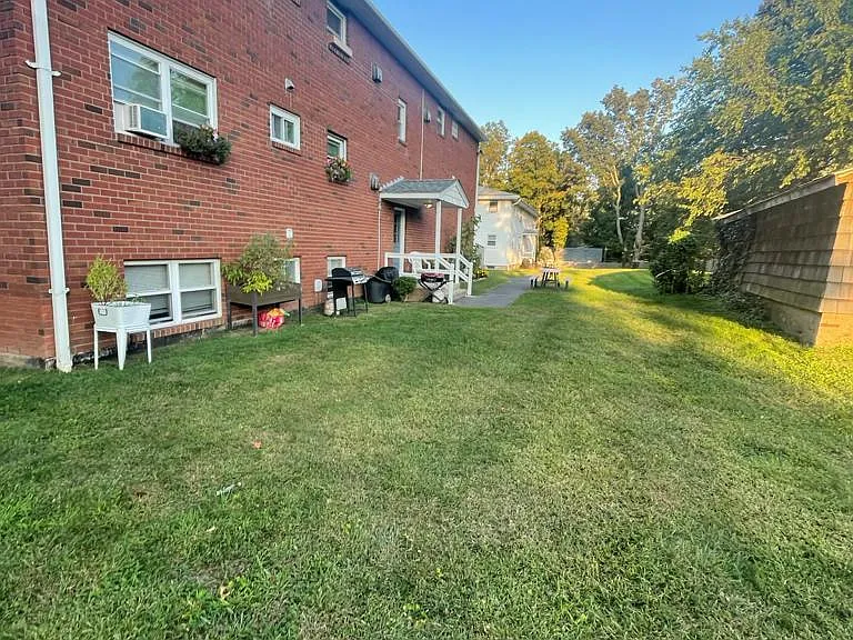 7 Wilcox Ln #7B — Photo 12