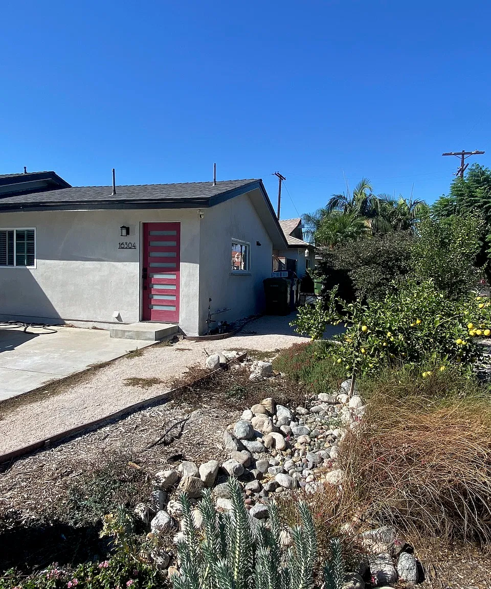 16304 Bryant St — Photo 1