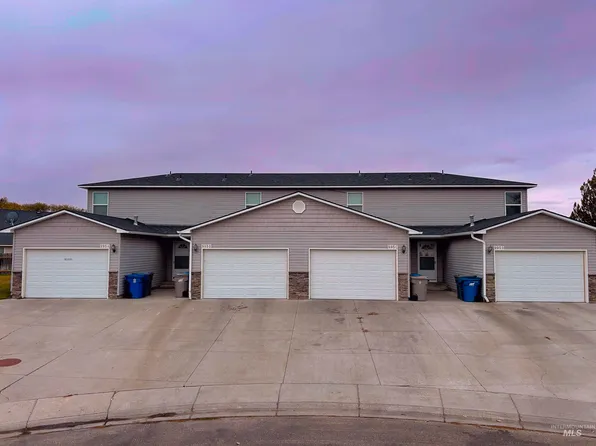 995 NW Maggie Ct, Mountain Home, ID 83647