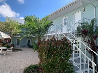 665 12th Ave S, Naples, FL 34102