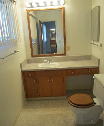 4th image of 1542 Calinoma Dr