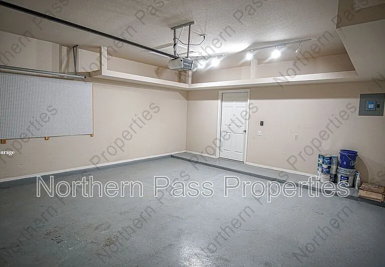 5902 Redstone Mesa Ct — Photo 23