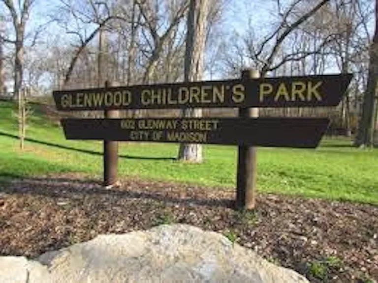 GlenwoodPark Across Street