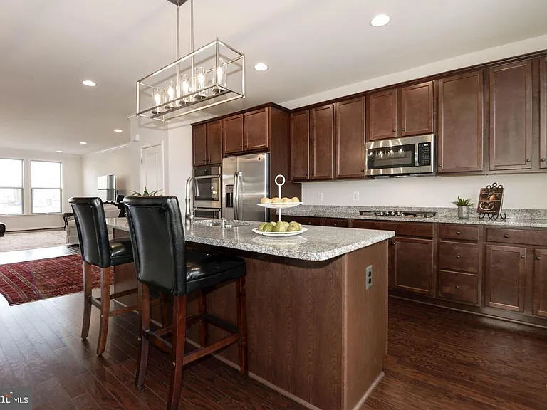 42482 Dogwood Glen Sq — Photo 12
