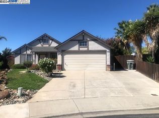 976 Almaden Cir, Oakley, CA 94561
