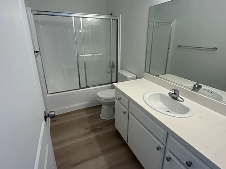 14359 Haynes St — Photo 12