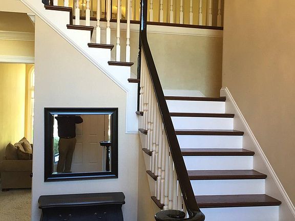 2nd image of 2101 Wiltshire Pl