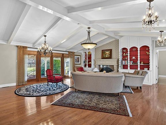 4th image of 11344 Caneyville Rd