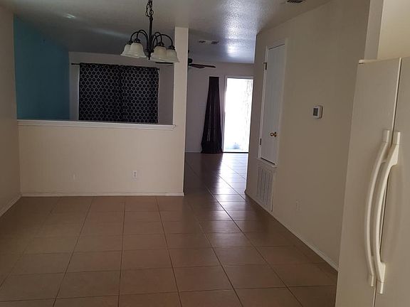 4th image of 10630 Shaenmeadow