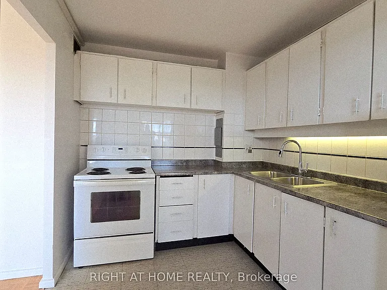 725 Don Mills Rd #2108 — Photo 16