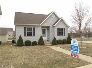 913 Chippewa St, Normal, IL 61761