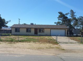 22425 Sioux Rd, Apple Valley, CA 92308