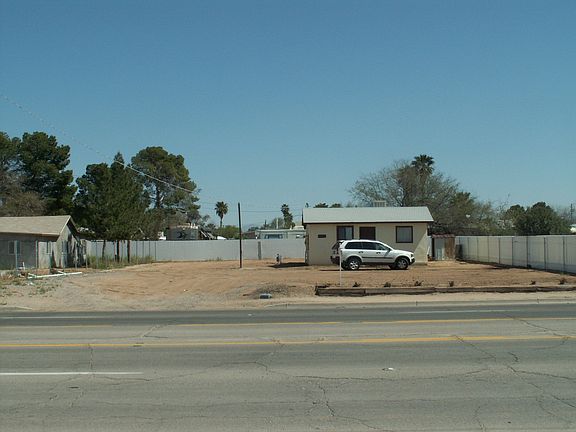 10,000 Square Foot M.U. zoned lot