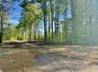 1155 E Solaris Way #B4, Maple City, MI 49664