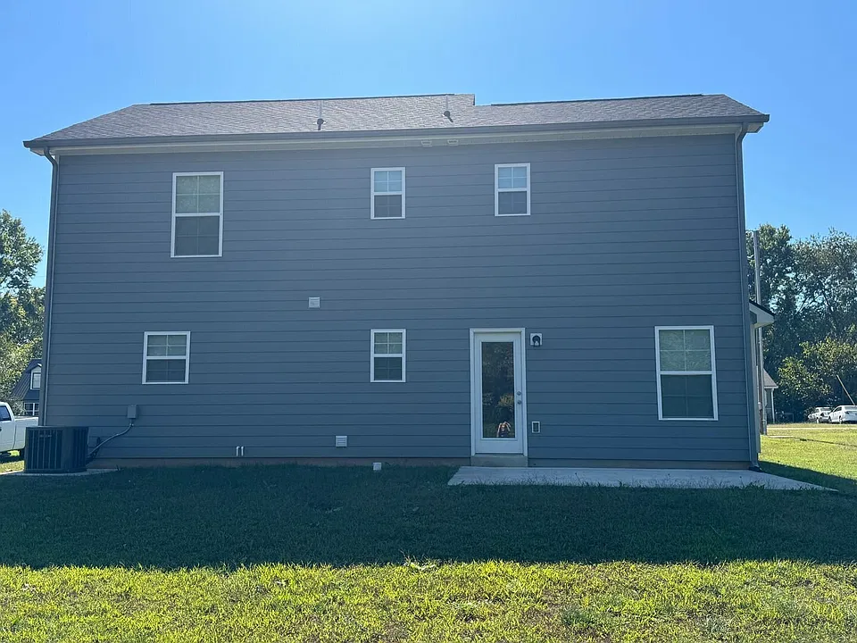 220 Tarrytown Dr