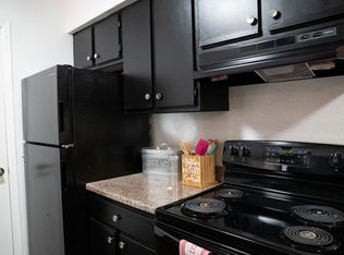 121 Clements St #1009, Angleton, TX 77515