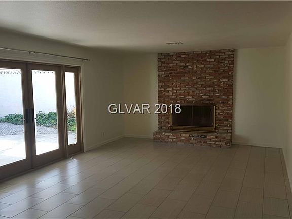 3rd image of 1808 E Oakey Blvd #0