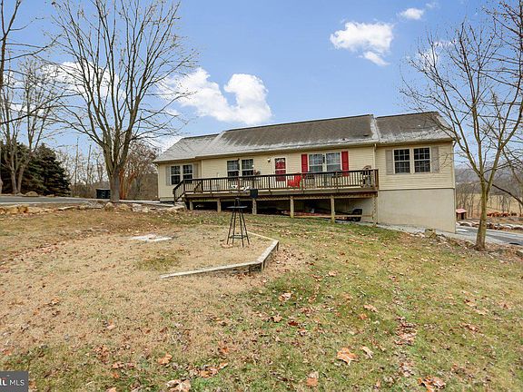 3rd image of 18061 Crampton Ln