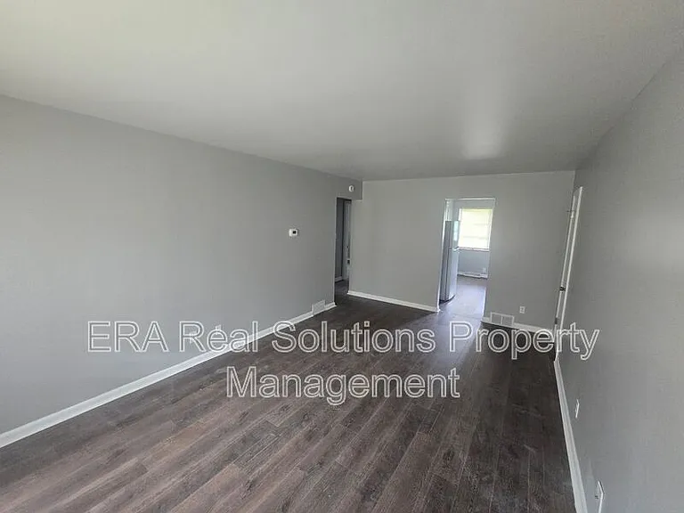 162-168 Broad Meadows Blvd #166 — Photo 2