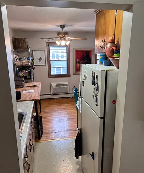 1015 W 26th St #203 — Photo 9