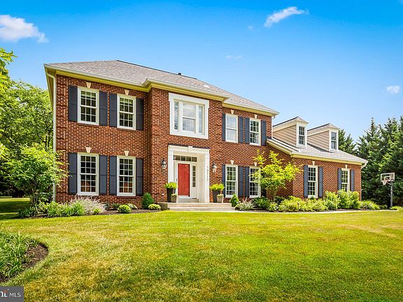 5th image of 13117 Shaneybrook Cir