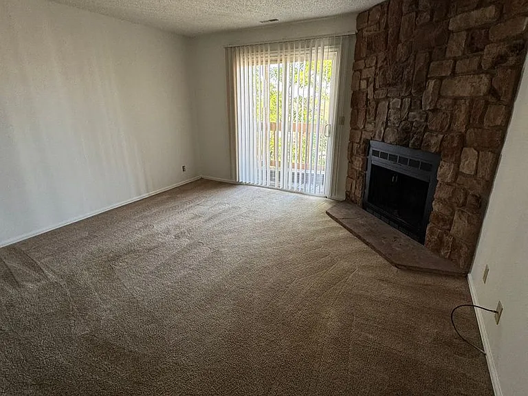 814 Tenderfoot Hill Rd #201 — Photo 2