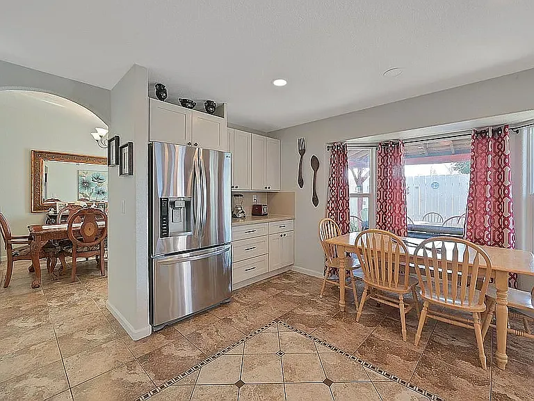 2052 Gold River Dr — Photo 17