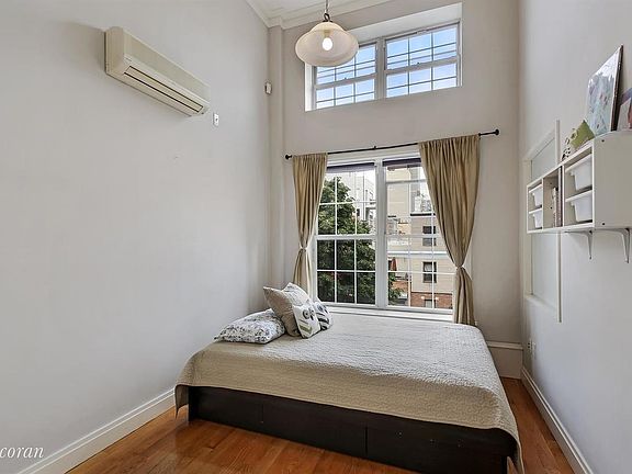 3rd image of 214 Calyer St APT 3A