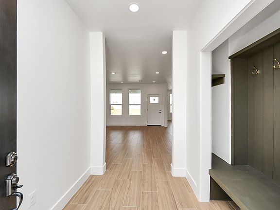 5th image of 5811 County Road 675b