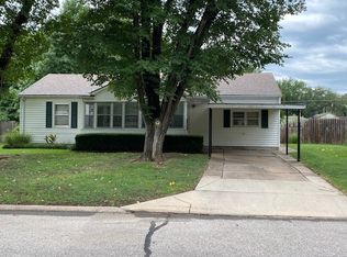 1717 Robbins St, Augusta, KS 67010