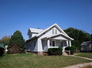 1610 11th St, Columbus, NE 68601