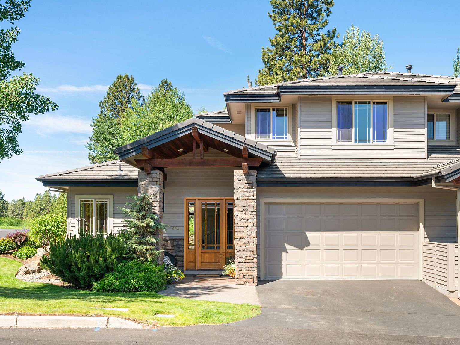 61925 Broken Top Dr, Bend, OR 97702 | Zillow
