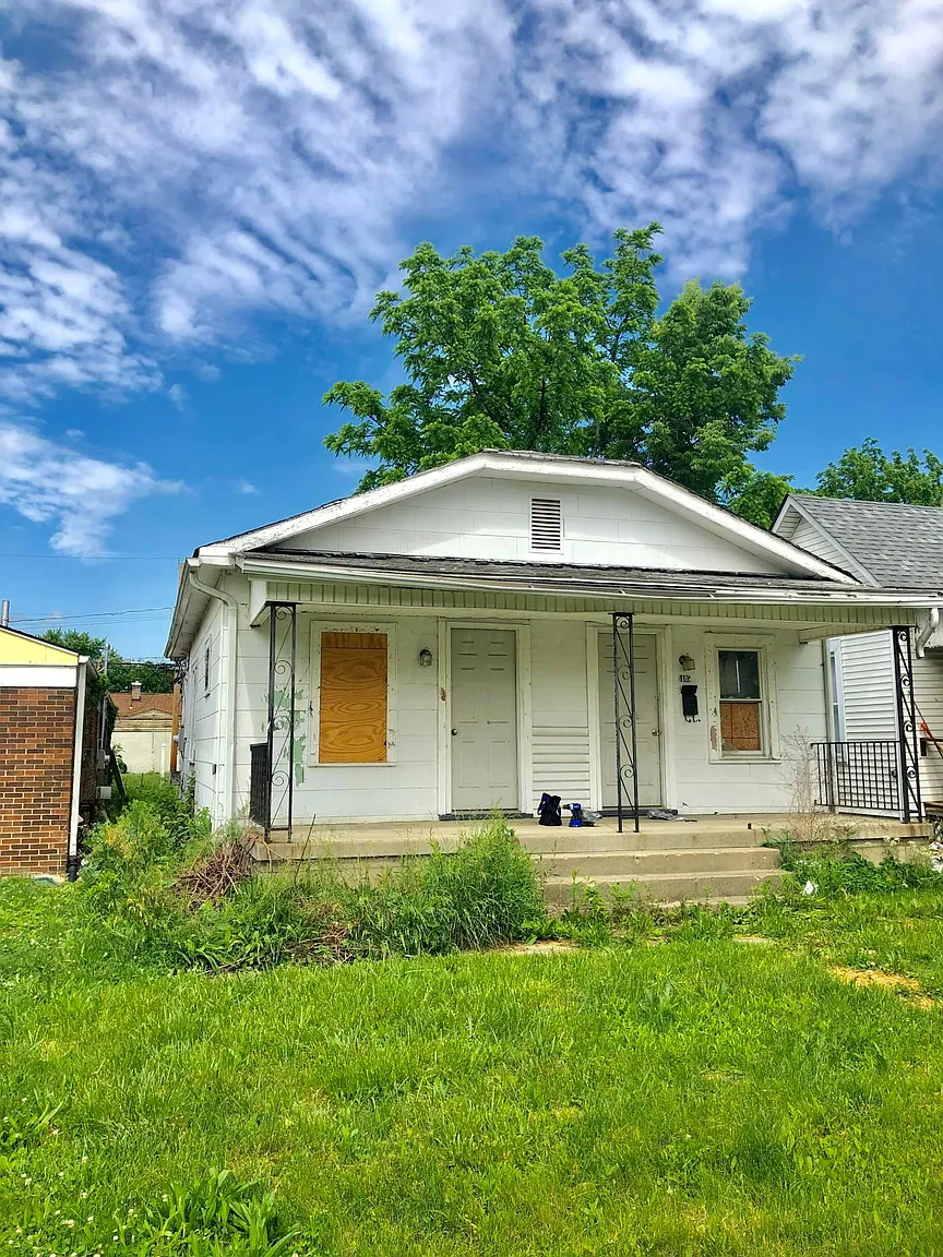 1405 Miller Ave photo 1